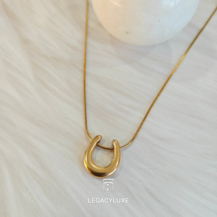 ImperialCurve Necklace
