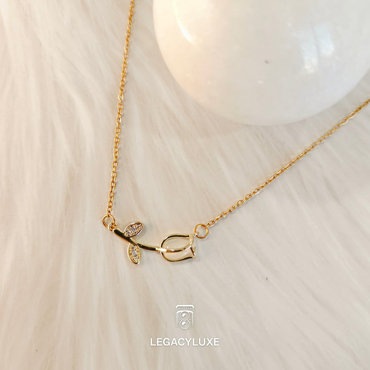 LeafLite Elegance Necklace