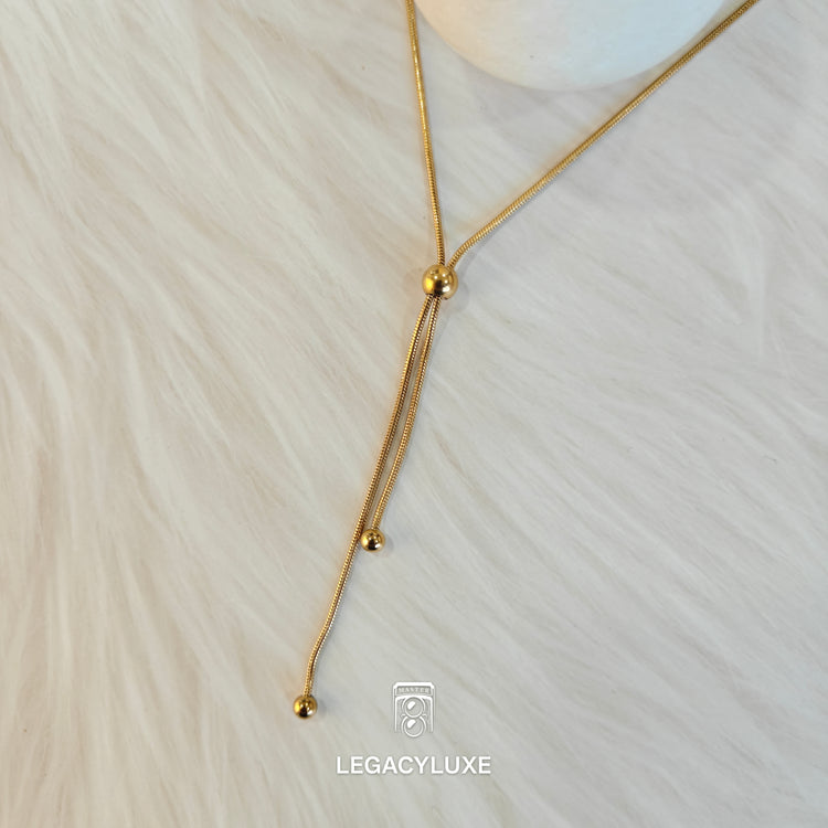 Graceful Ribbon Necklace