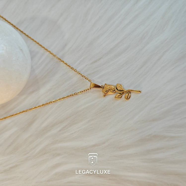 GoldenRose Elegance Necklace