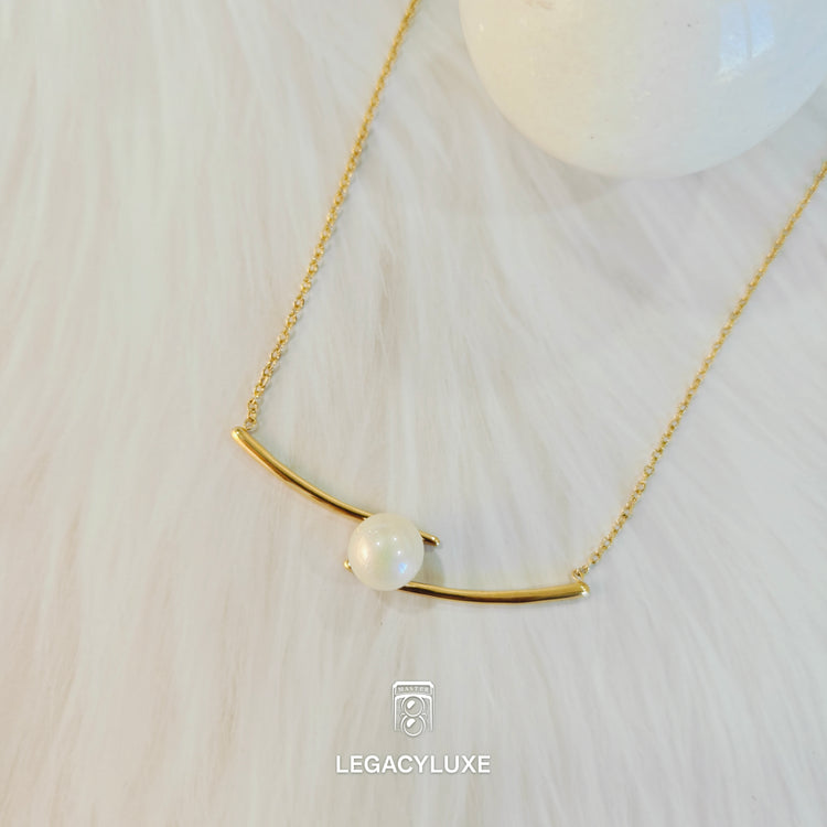 Pearl Arc Elegance Necklace