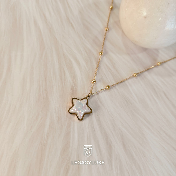 AuricStar Glow Pendant