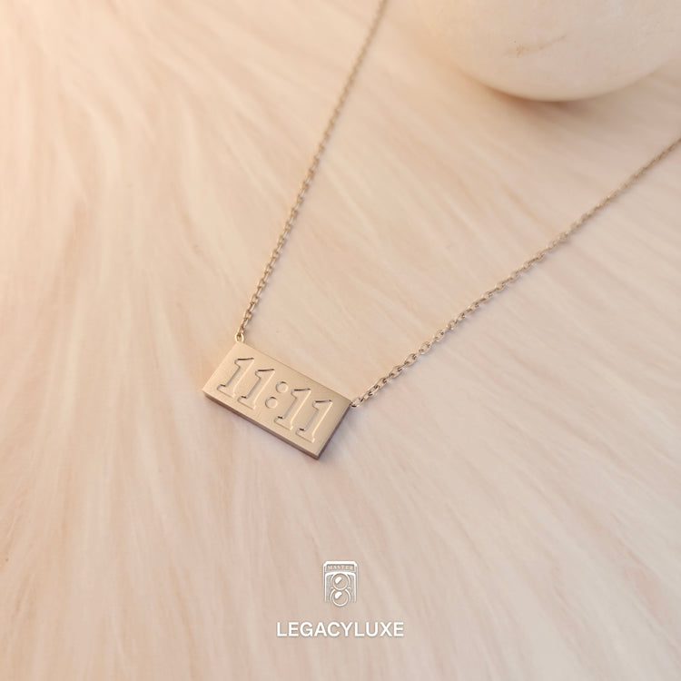 LuckyHour silver Pendant