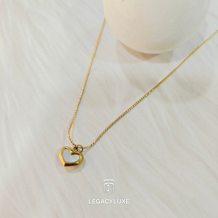 Peach Heart White Shell necklace