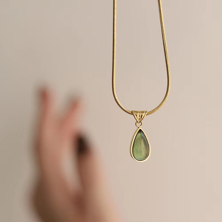 NatureMyst Drop Necklace