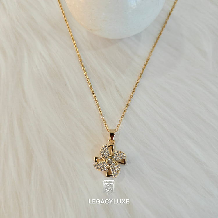 CrownFlora Diamond Necklace