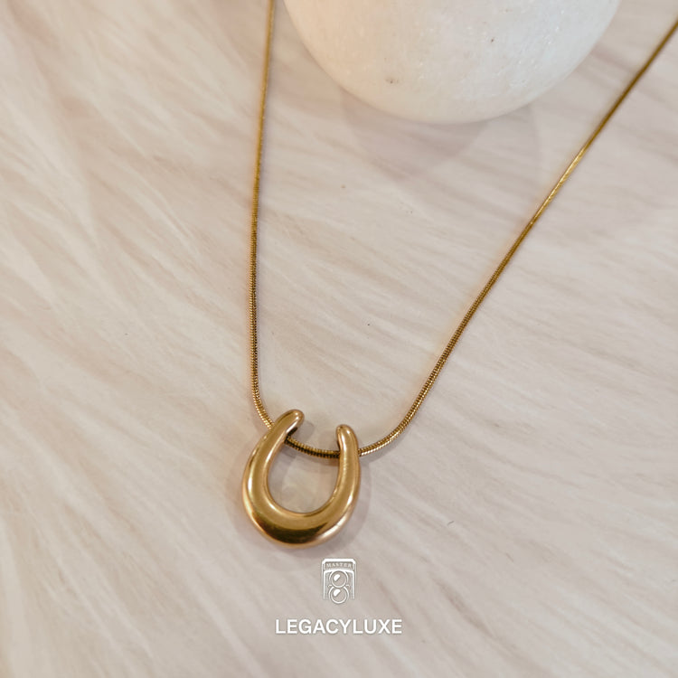ImperialCurve Necklace