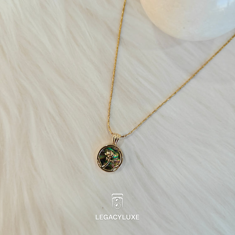 Petal Shine Pendant