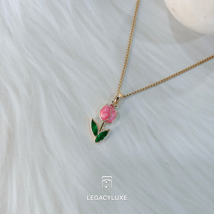 redRosette Necklace