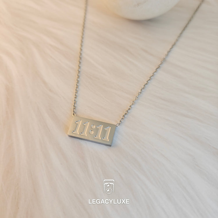 LuckyHour silver Pendant